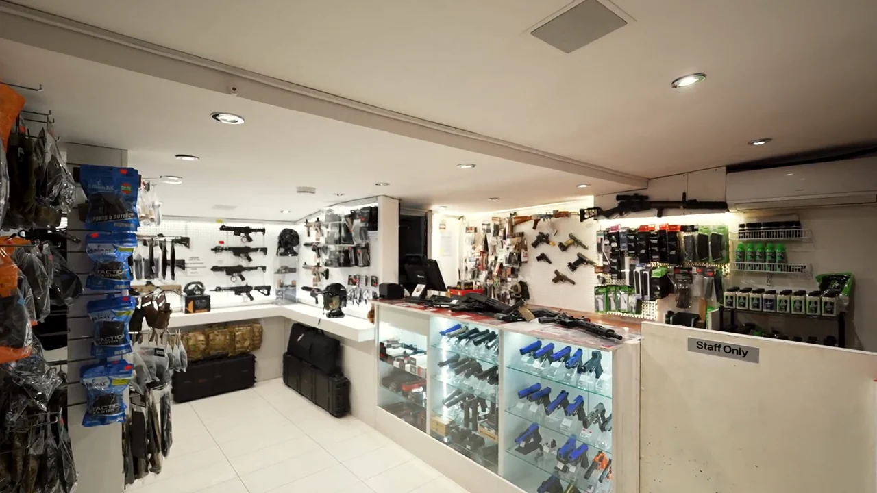 A different view of the Camden airsoft showroom